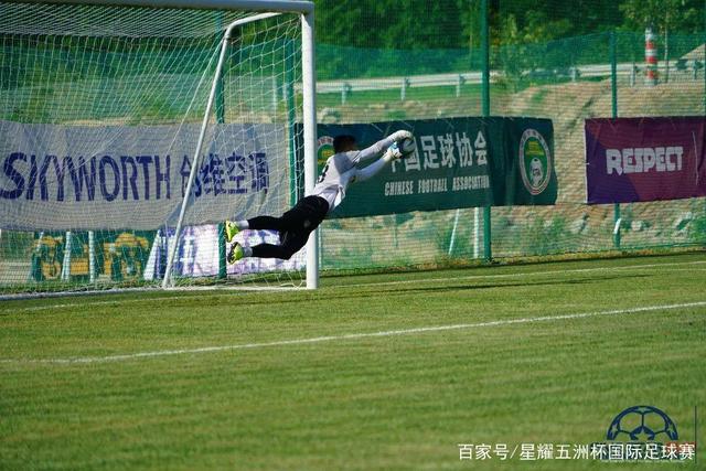 小萨三双詹姆斯18+13+9 国王常规赛横扫湖人